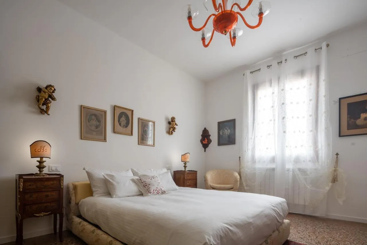 Tiepolo Apartment In The Biennale District R&R Venice