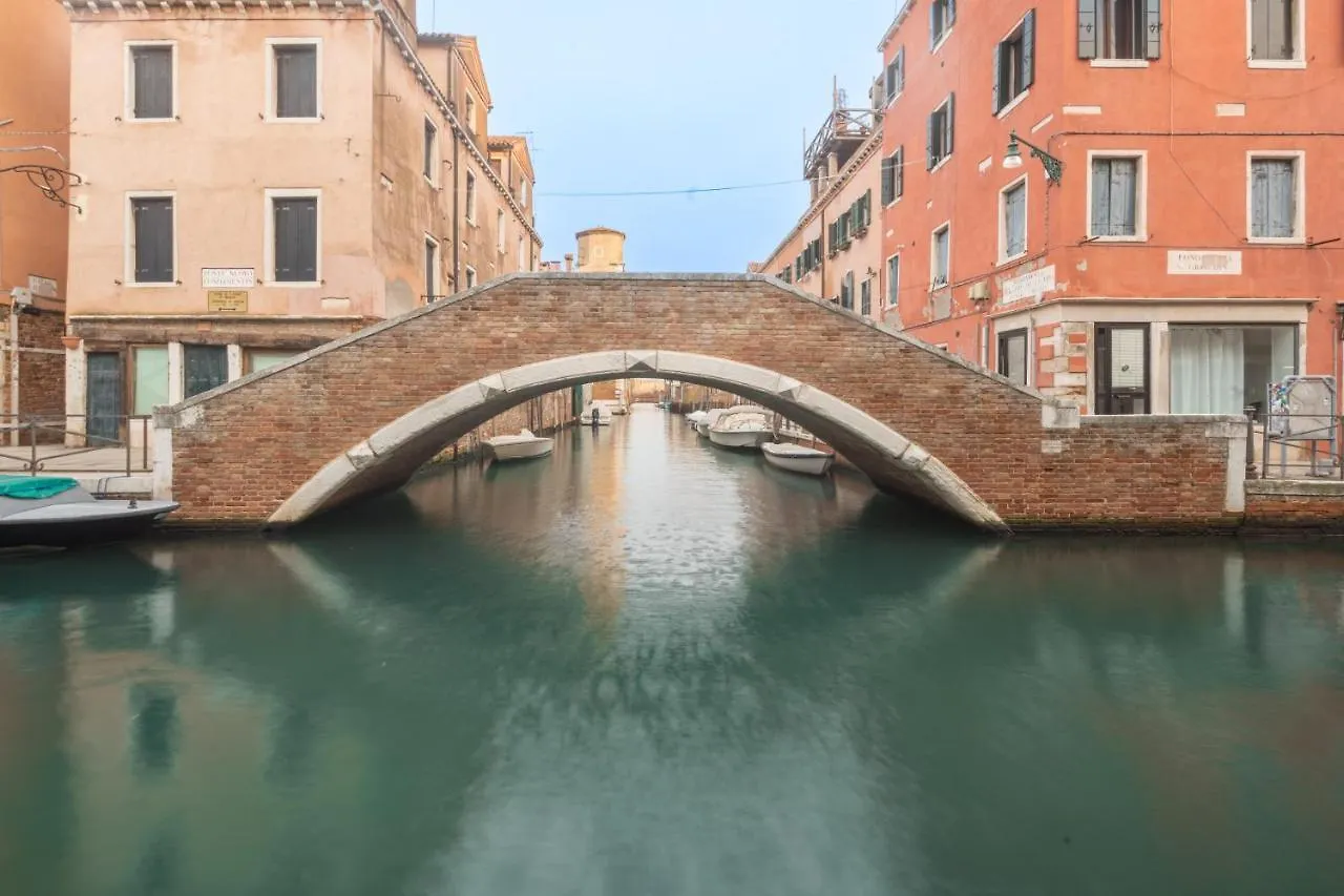 Tiepolo Apartment In The Biennale District R&R Venice 0*,