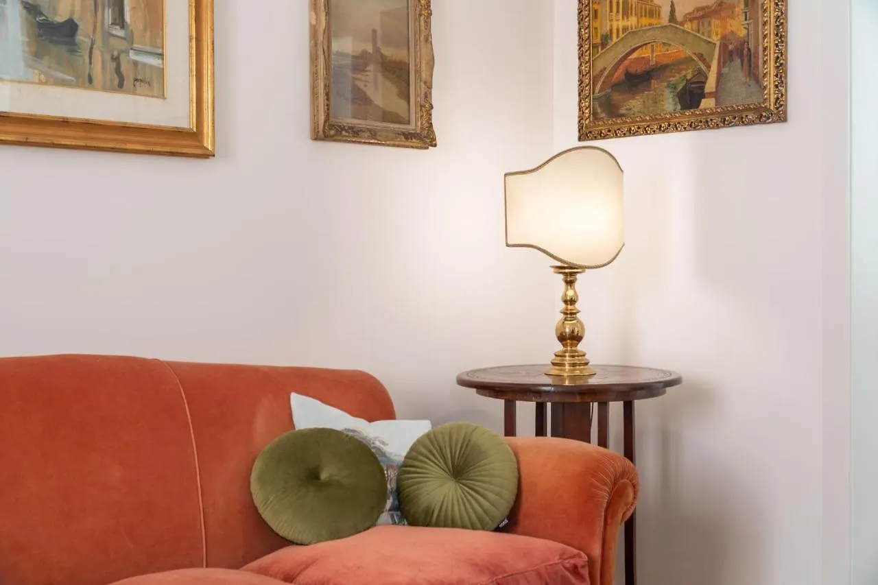 Tiepolo Apartment In The Biennale District R&R Venice
